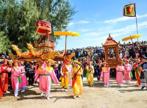 Hình ảnh lễ hội tại huyện Cát Hải