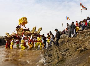 Hình ảnh lễ hội tại huyện Cát Hải
